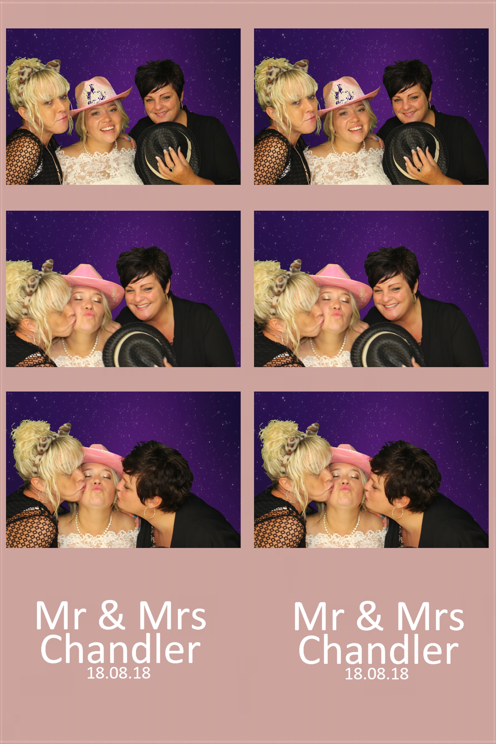 Laura and Tom's wedding | View more photos from the event at images.mobile-photo-booth.com/u/MobilePhotoBoothUK/Laura-and-Toms-wedding